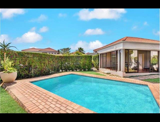 2 BEDROOM TOWNHOUSE TO LET IN LONEHILL
